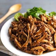 Honey Glazed Crockpot Chicken Adobo - simple pantry ingredients, hardly any hands-on time, 200 calories. | https://leichterleben.today